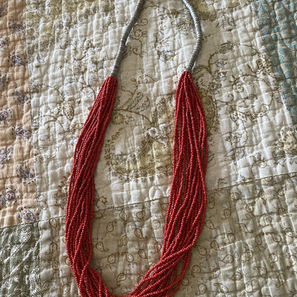 Woman’s necklace